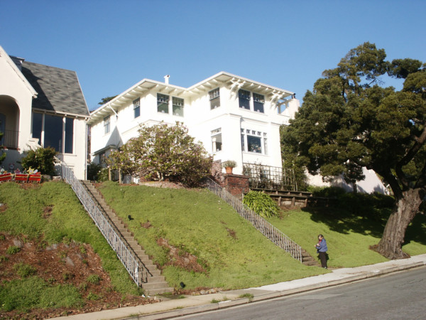 Ingleside Terraces Cerritos Avenue
