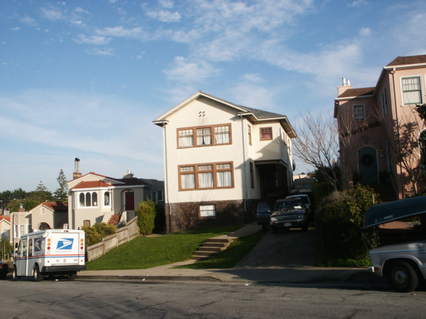 Ingleside Terraces De Soto Street