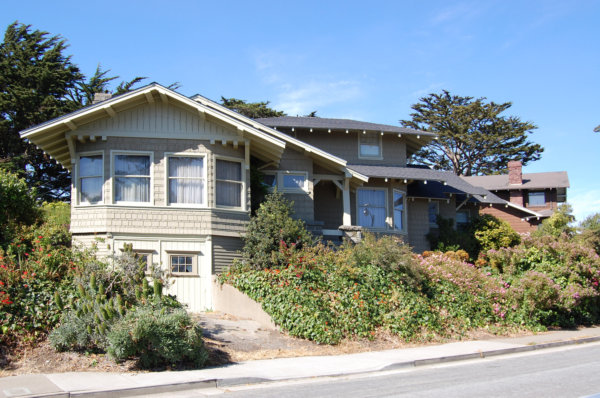 Ingleside Terraces Cedro Avenue