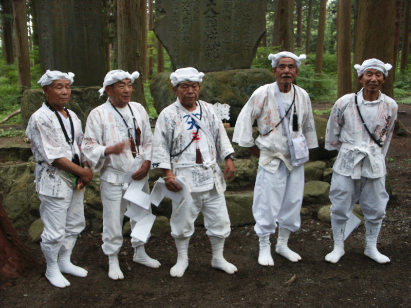 pilgrims at the Mt. Fuji opening ceremony