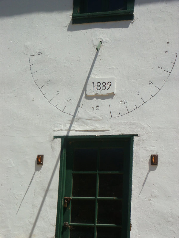Sundial, Channel Islands